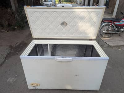 Waves D freezer sngel door stell box (0316/442/6969) superb cooling