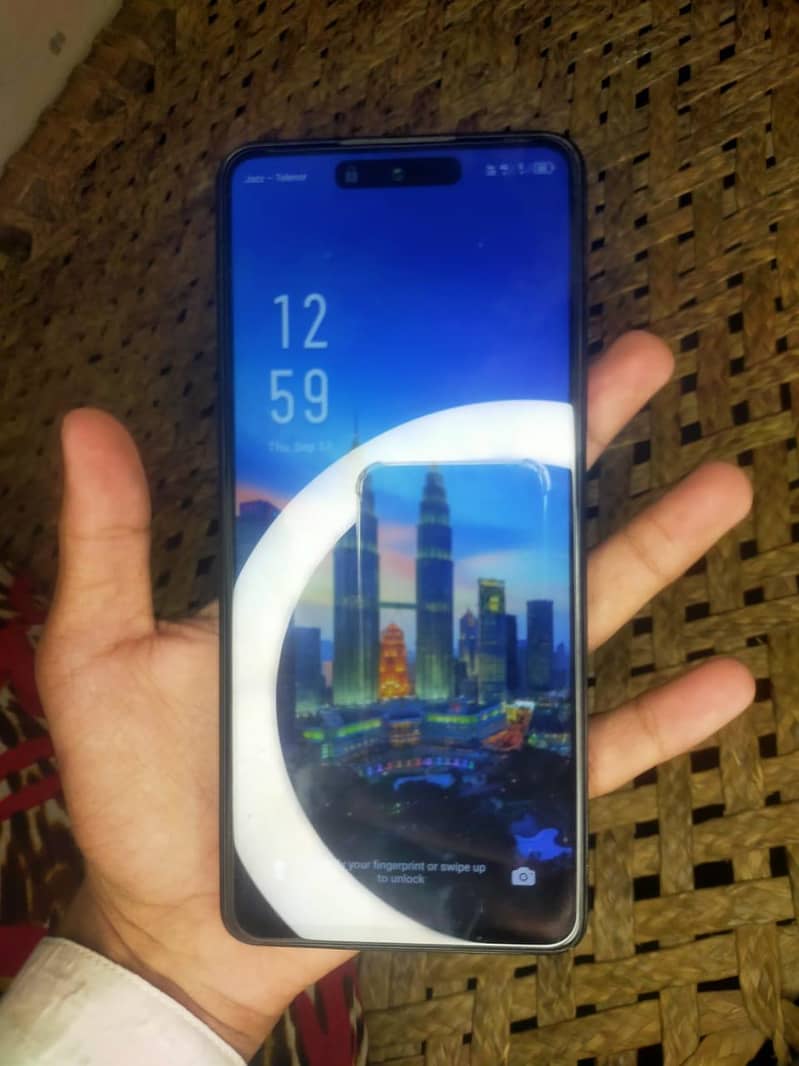 Infinix Note 30 1