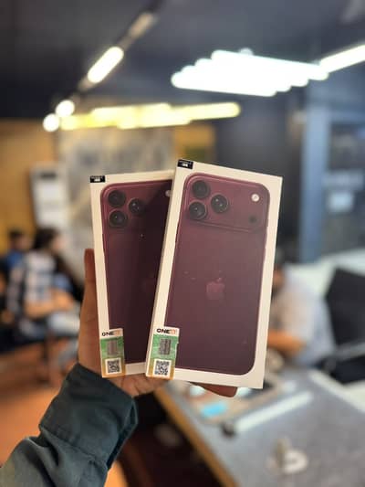 Box Pack Apple Iphone 18 Pro Max 256GB Burgundy PTA Approved Gnext Rea