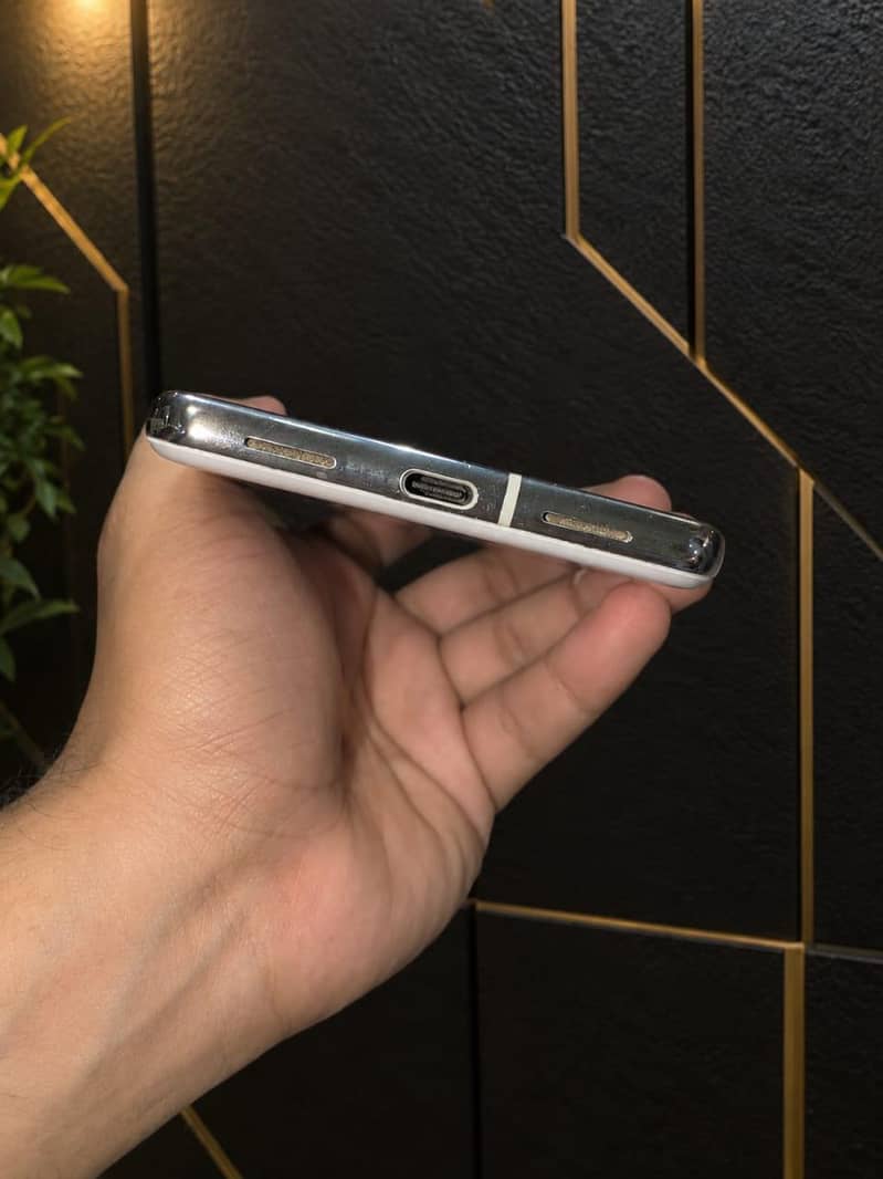 Google Pixel 7 Pro 2