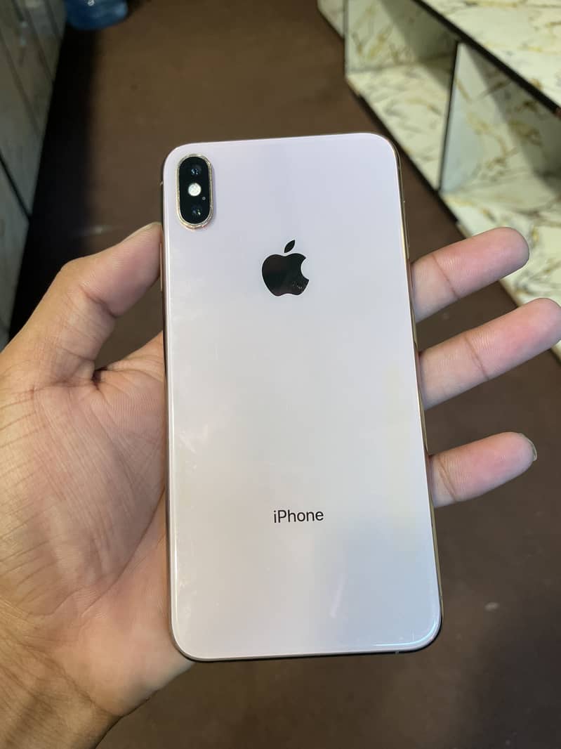 Apple iPhone XS Max 0