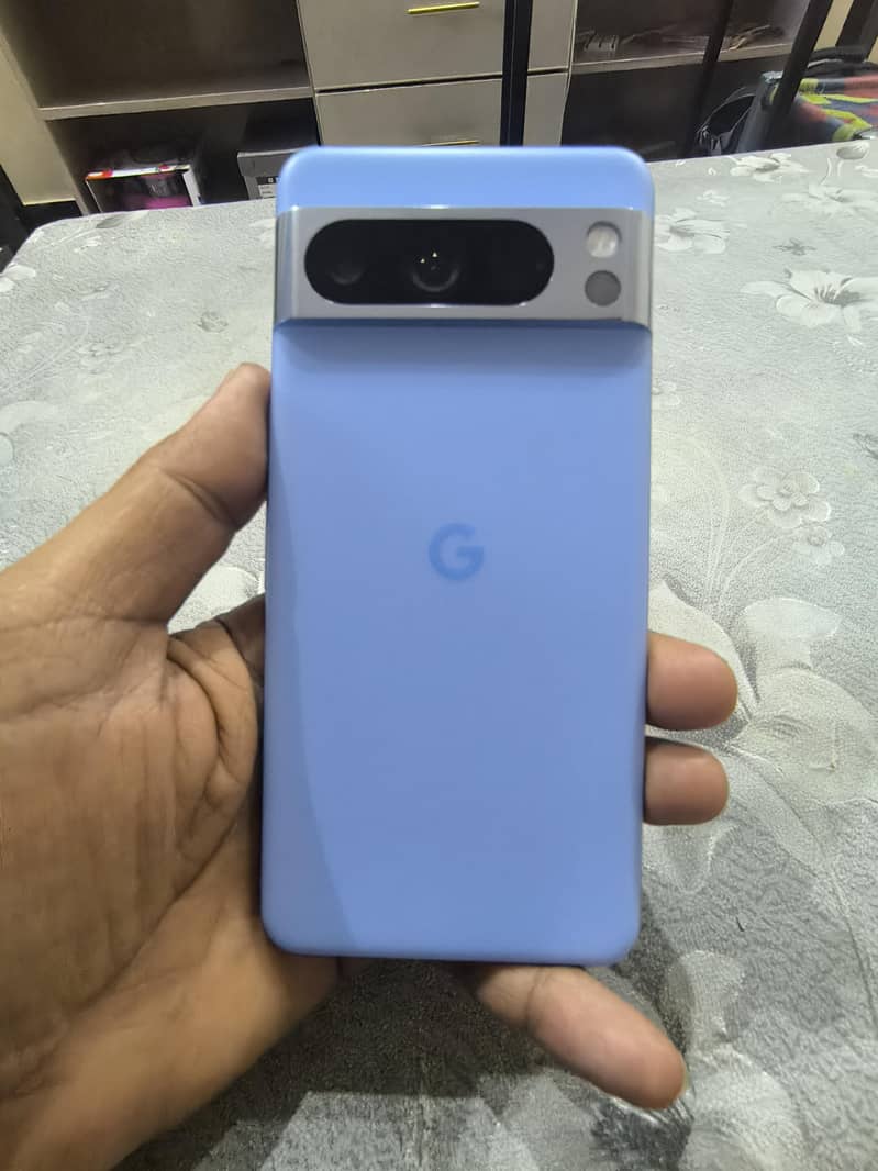 Google Pixel 8 Pro 7