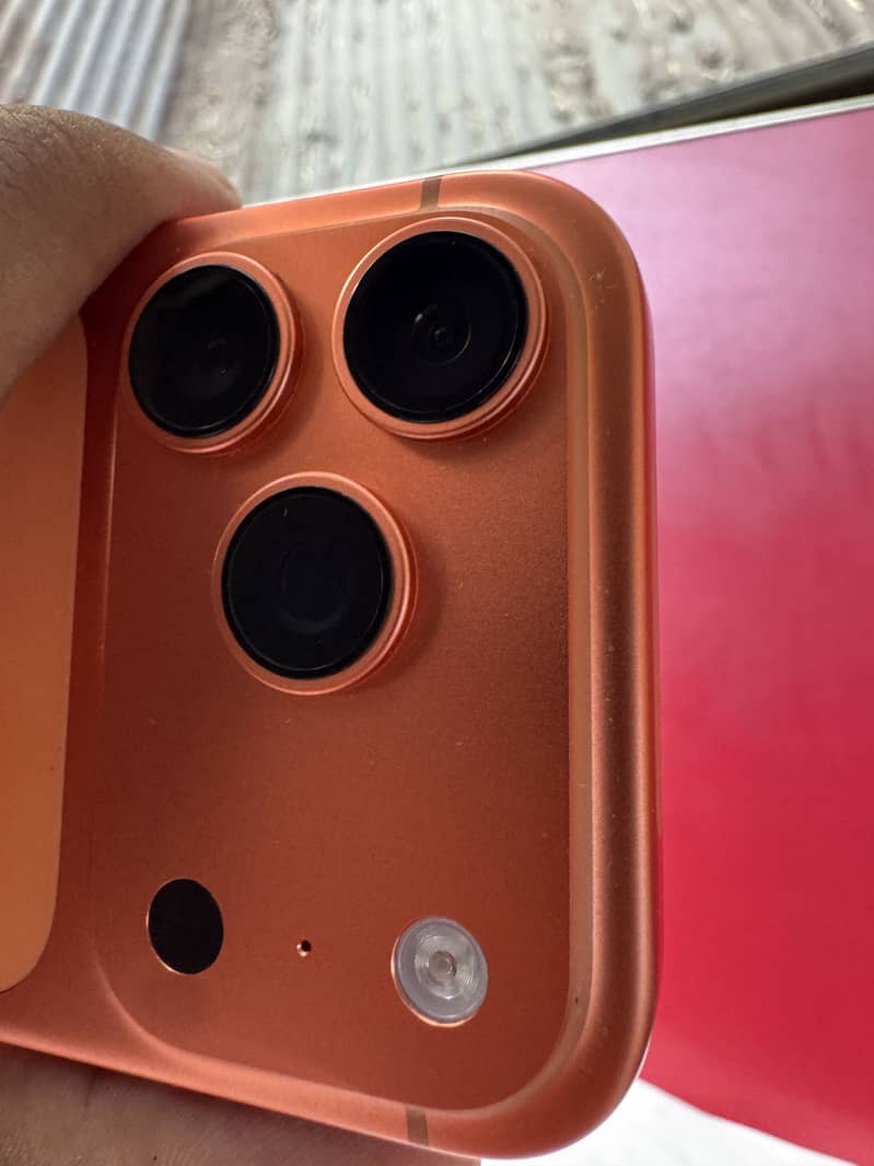 Apple iPhone 17 Pro 1