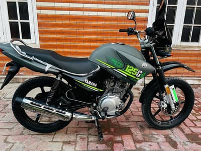 Yamaha YBR 125 G | 2023 Model