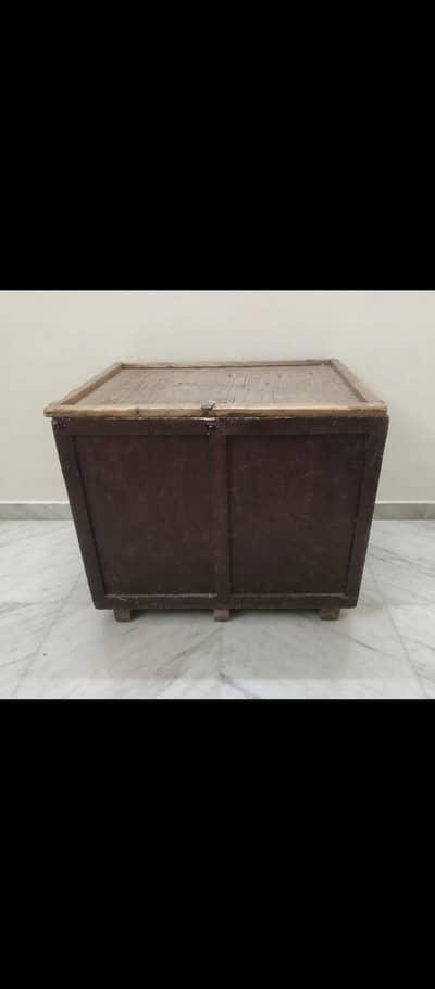 wooden trunk
