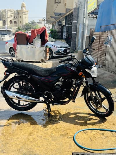 Suzuki GR150 2019 Black