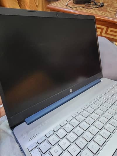 hp 15s 8/256 intel ires xe graphic card