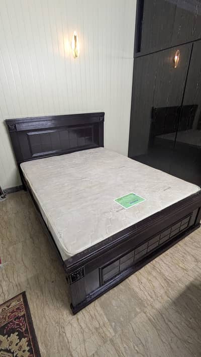 King Bed with mattress - new medicated Diamond Super Spring mattress