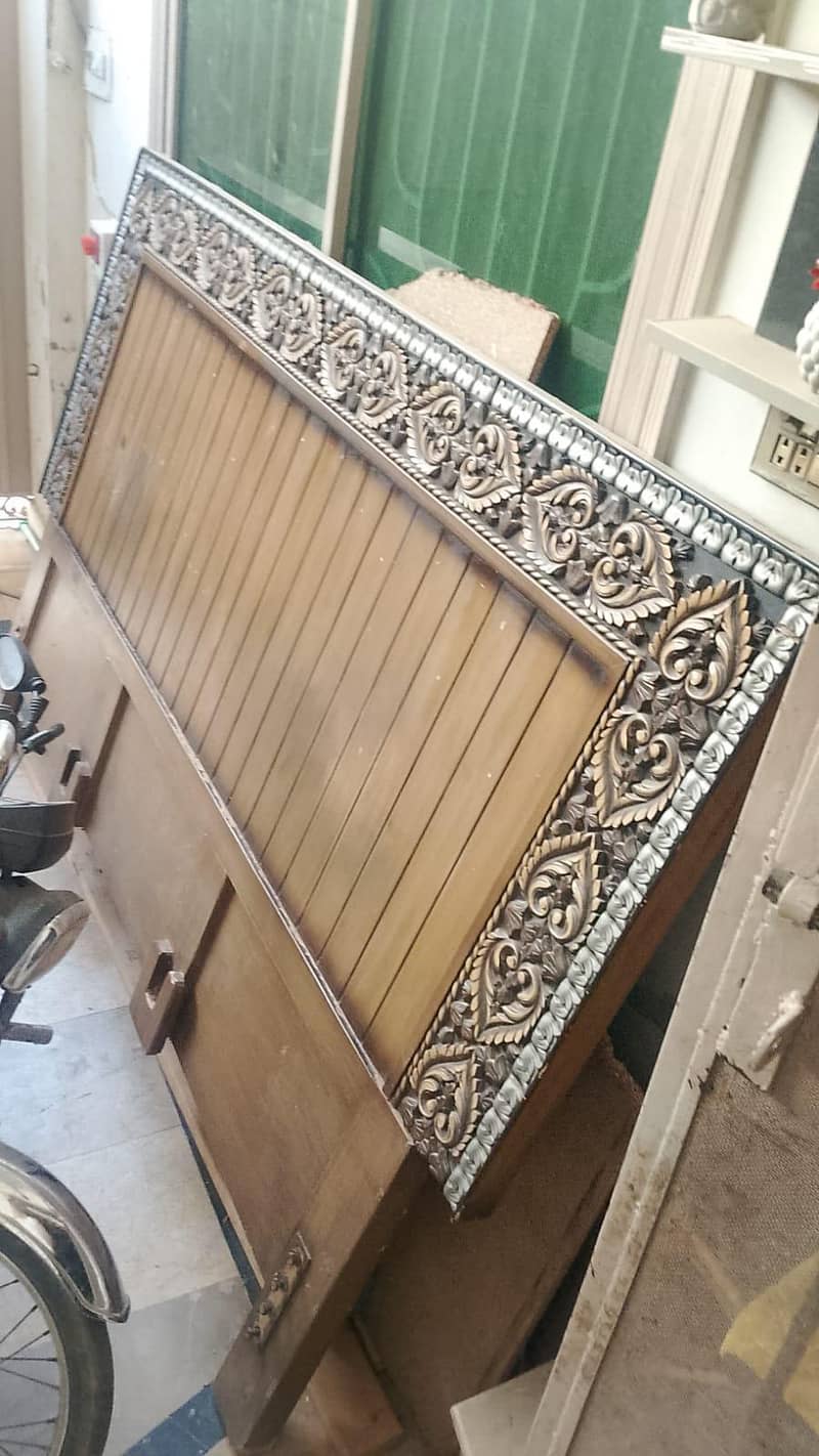 BED & Side Table Full kiNG SiZE 4