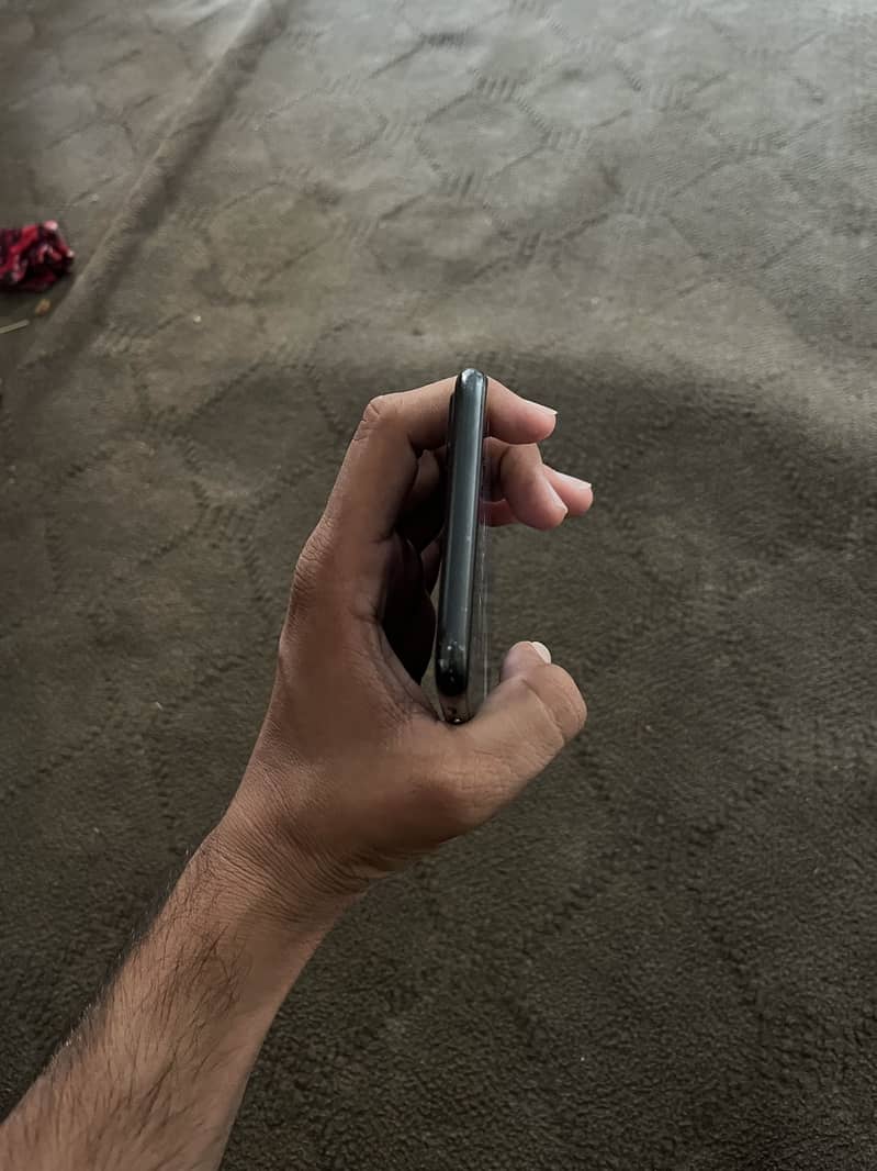 Apple iPhone 7 Plus 1