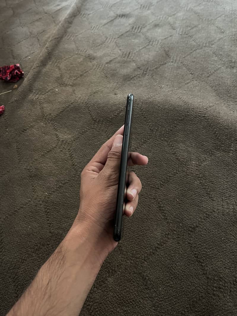 Apple iPhone 7 Plus 3