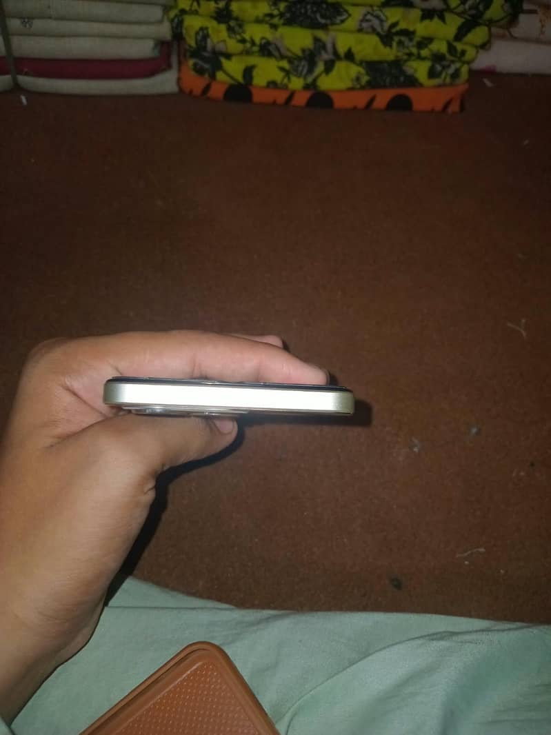 Realme C53 1
