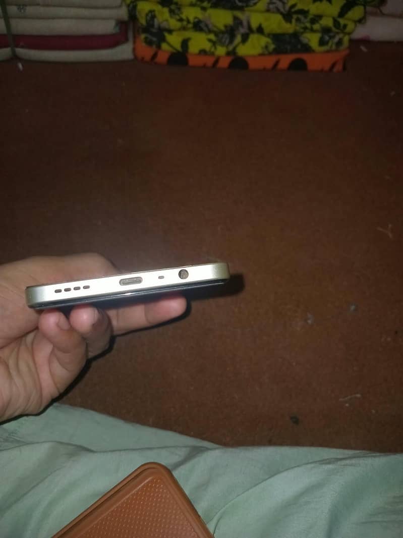 Realme C53 5