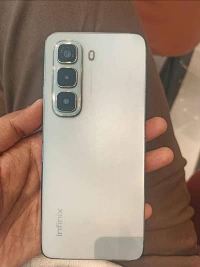 Infinix Hot 50