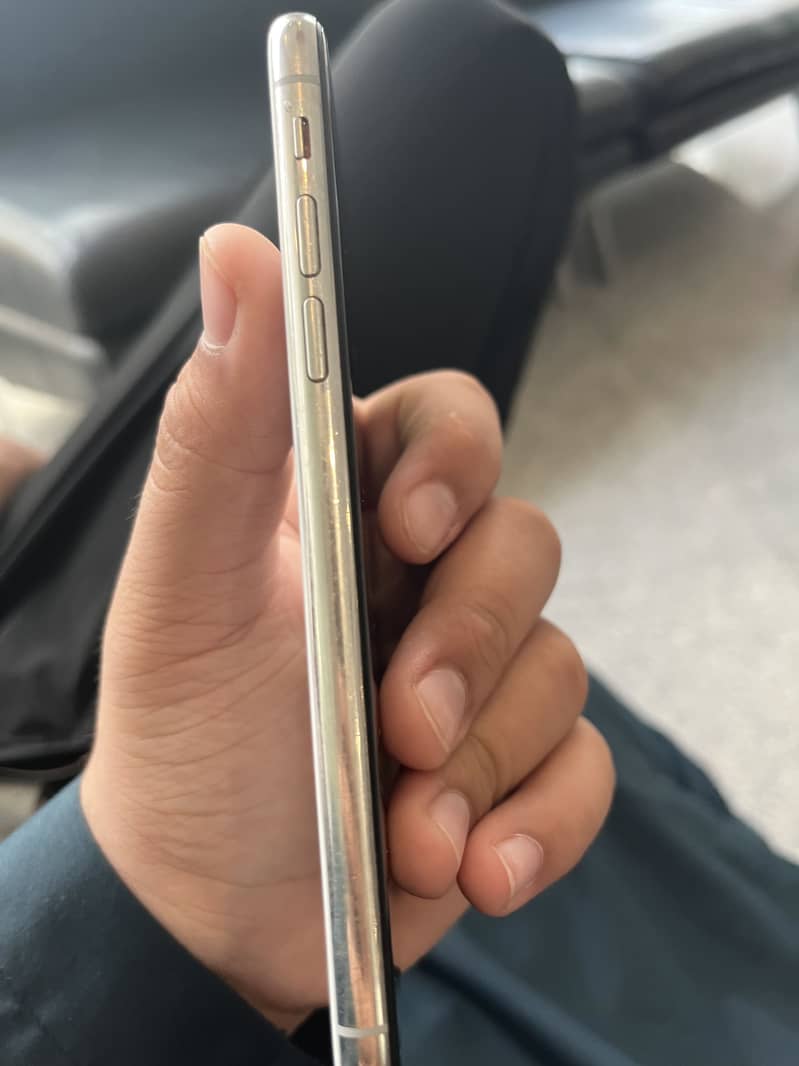 Apple iPhone X 0