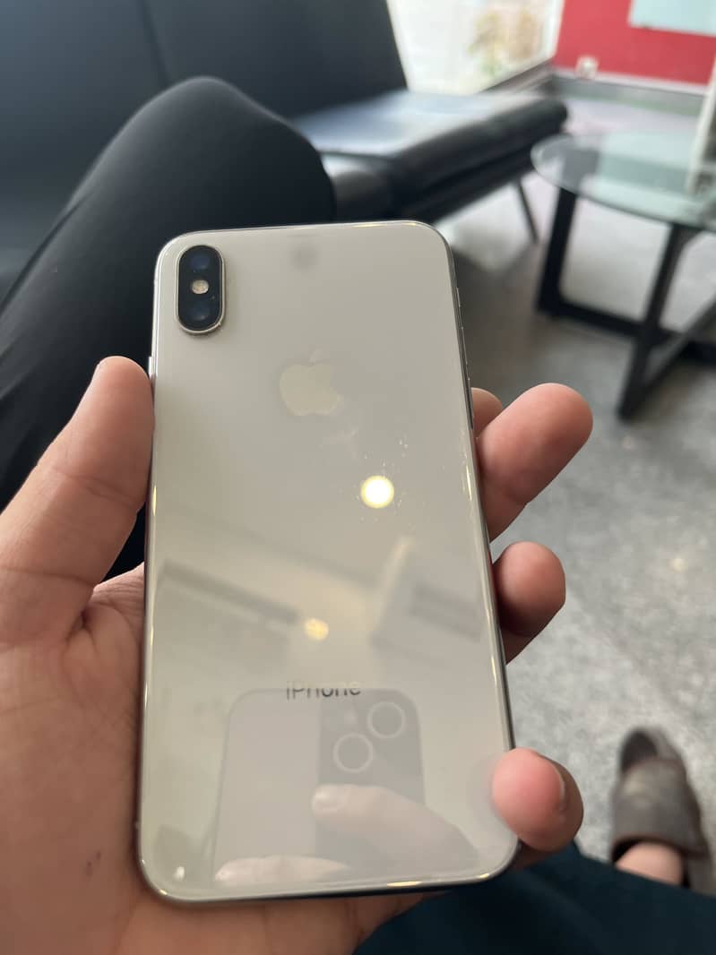 Apple iPhone X 1