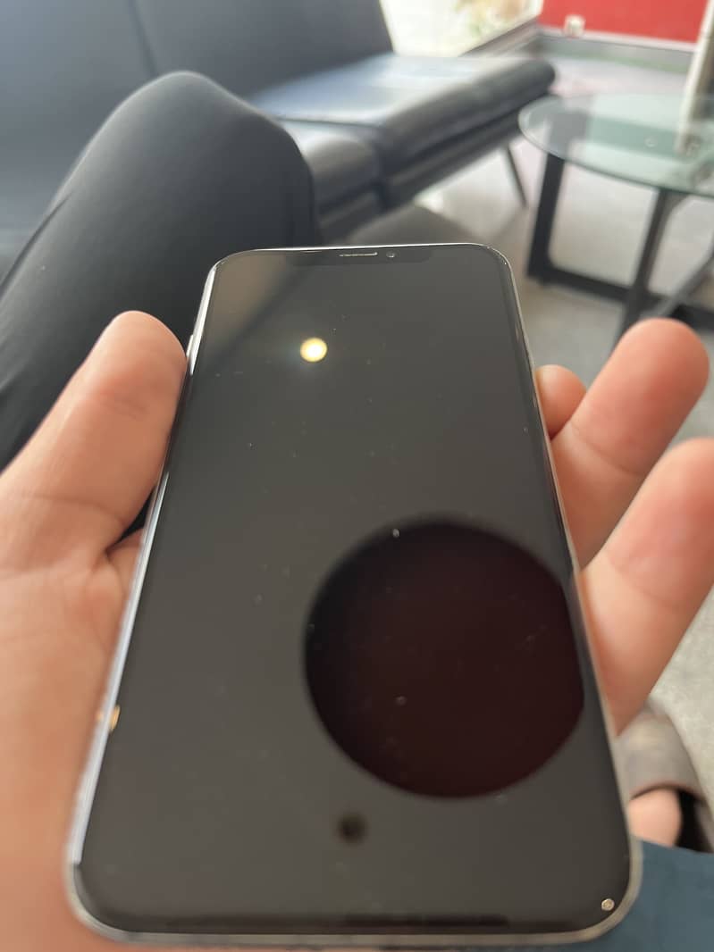 Apple iPhone X 2