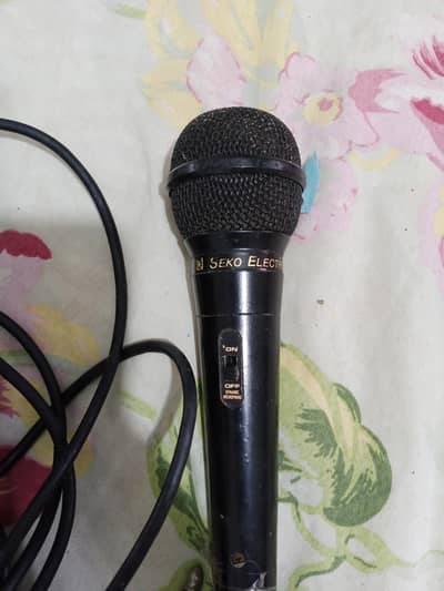 mic for sale with ten meeter above wire