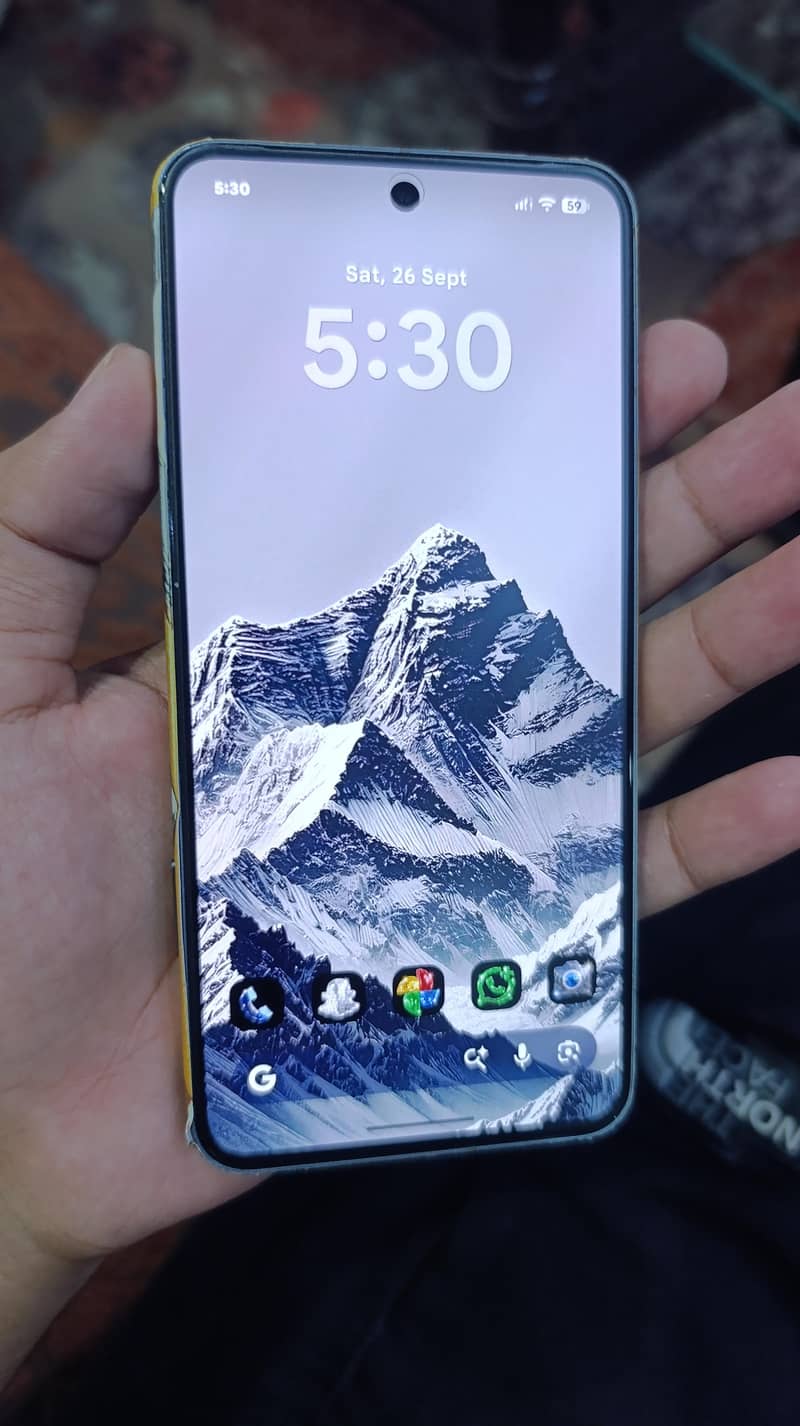 Google Pixel 8 1