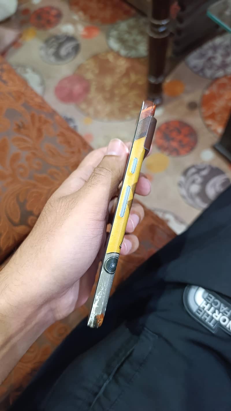 Google Pixel 8 3