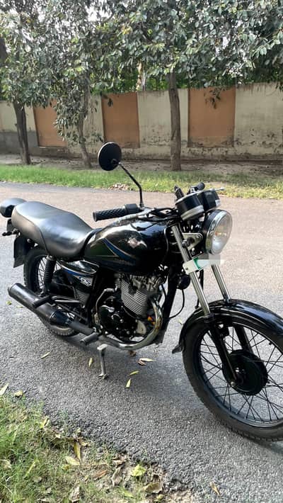 suzuki Gs150