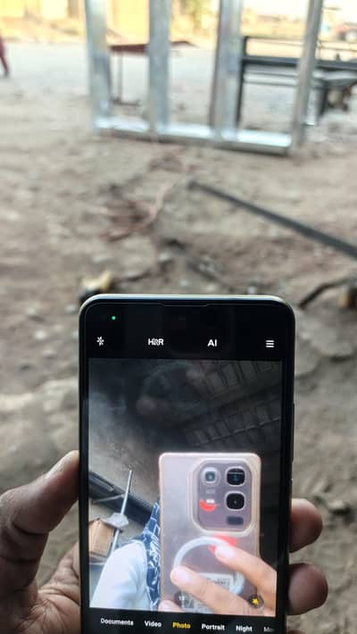 Xiaomi Mi 11 Lite 5G red description