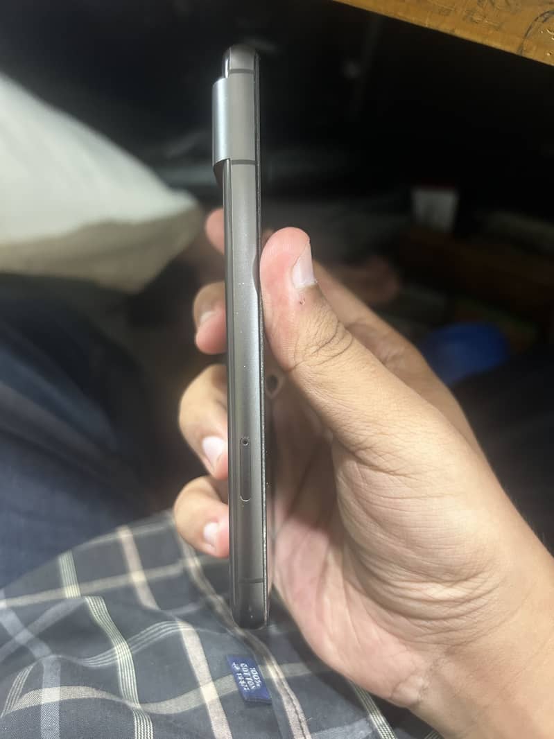 Google Pixel 8 (Read ad) 3