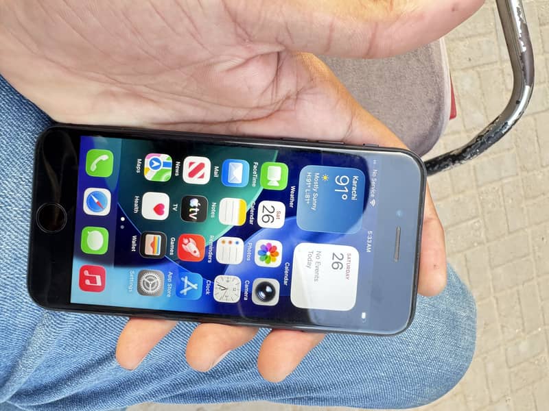 Apple iPhone SE 0
