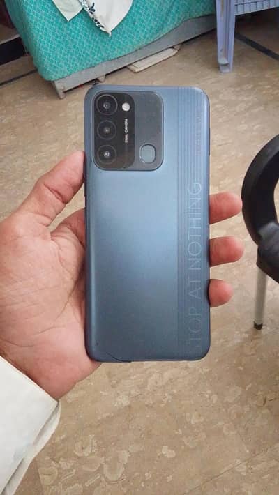 TECNO SPARK 8C
