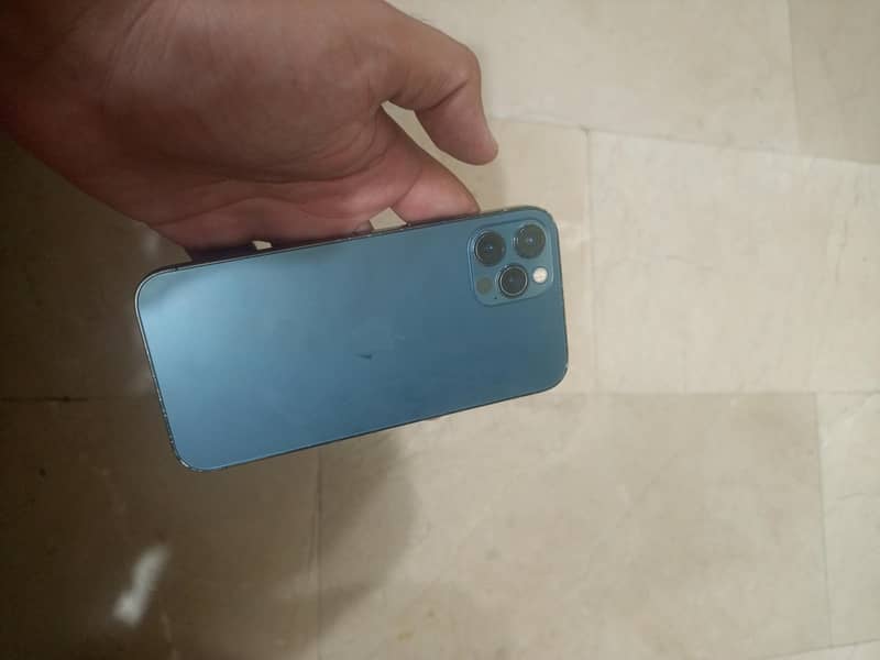 Apple iPhone 12 Pro 3