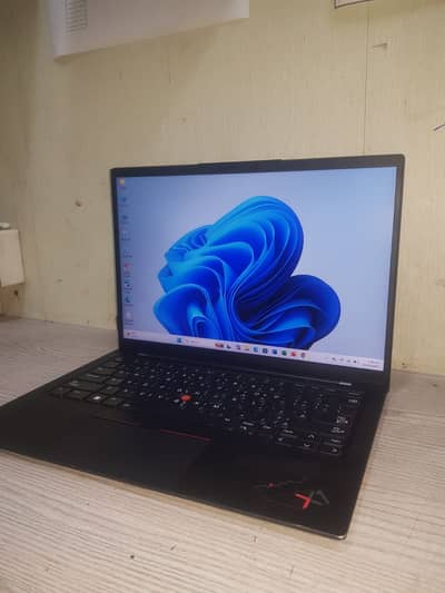 Lenovo ThinkPad X1 Carbon Gen 10