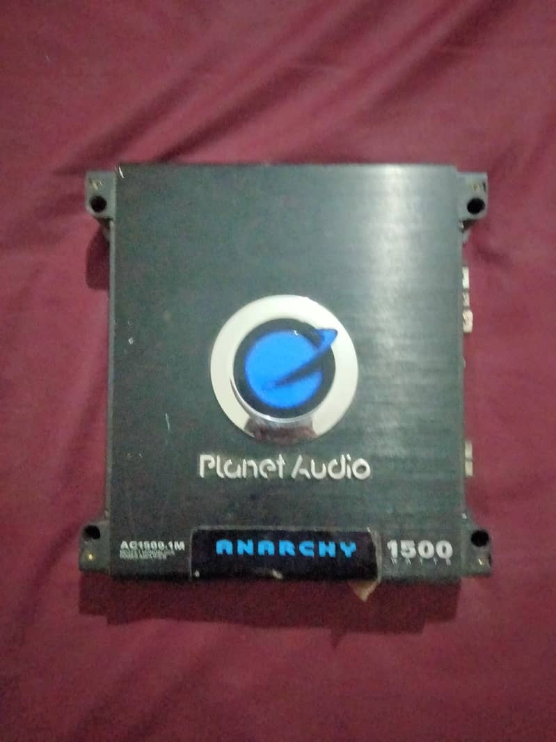 planet Audio 0