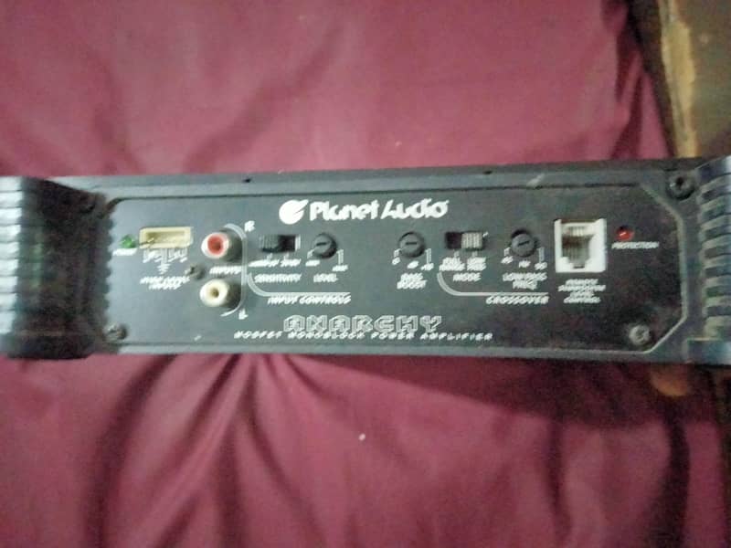 planet Audio 1