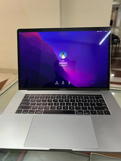 Apple MacBook Pro 2016/ 2017/ 2018 — 15” Touch Bar