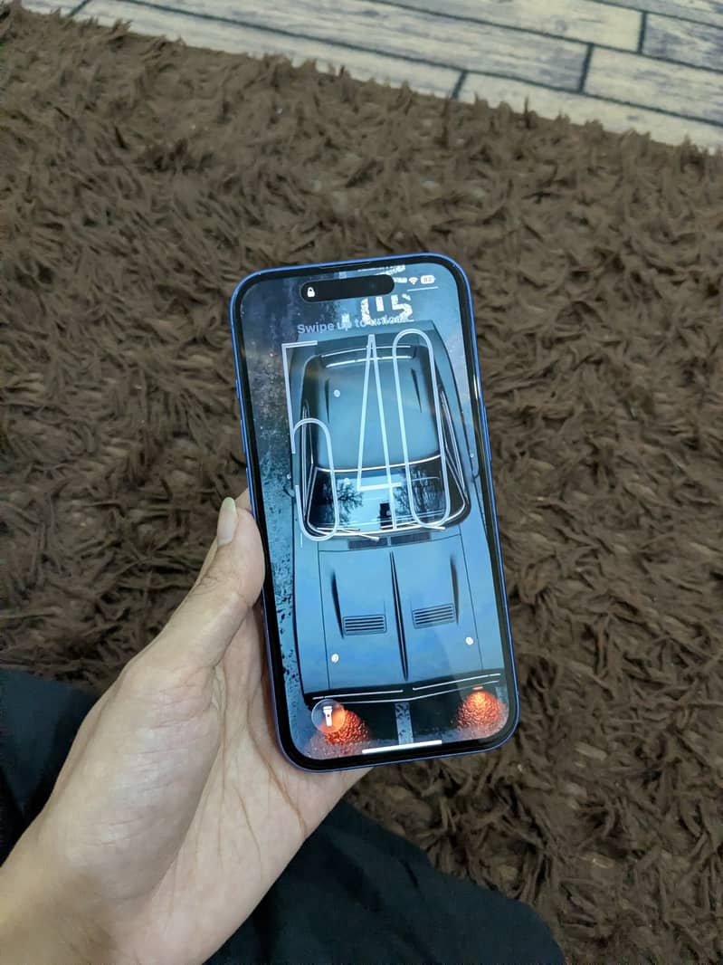 Apple iPhone 16 0