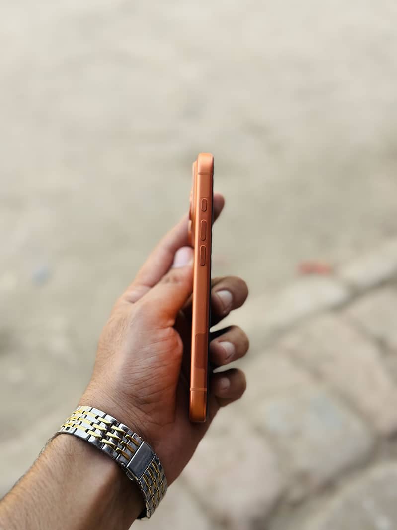Apple iPhone 17 Pro 4