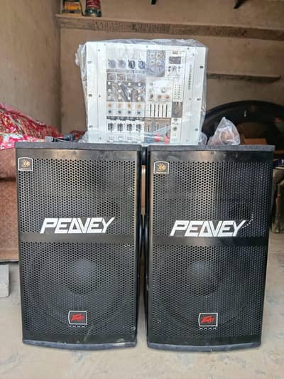 Brand new Peavey Speakers & Audio Mixer with Mic