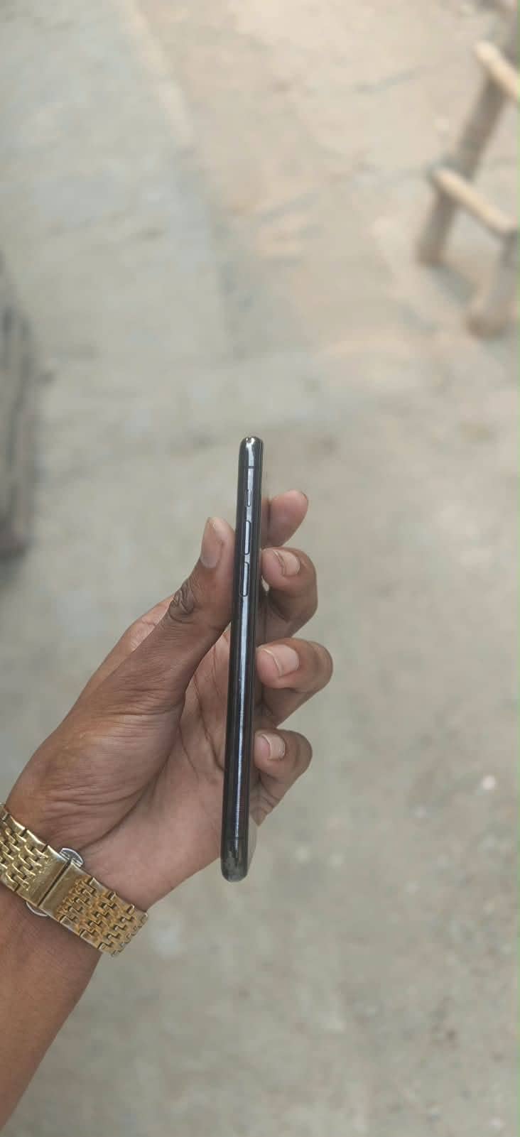 Apple iPhone 11 Pro 1