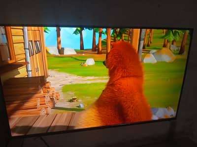 TCL SMART LED TV LIKE NEW TV