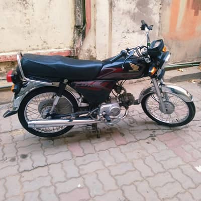 Cd70 bike for sale 2026 used but new condition