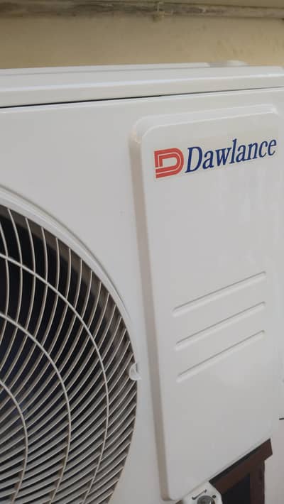 Dawlance 1 tonAC for Sale Used But New condition