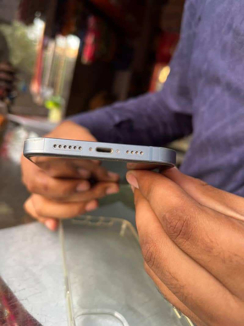 Apple iPhone 14 plus 3