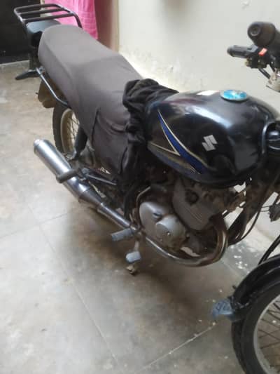 SUZUKI GS 150CC