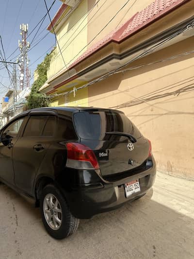 Toyota Vitz 2010