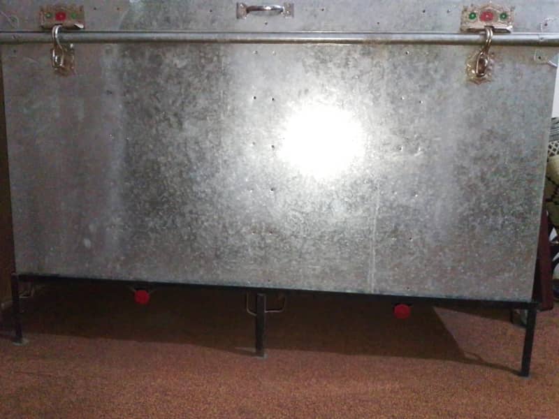 Trunk Paiti 0