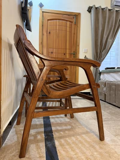Premium Solid Wood 2 Chairs + Glass Top Table – Islamabad