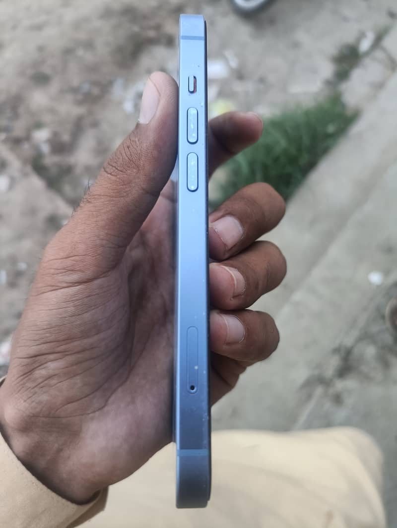Apple iPhone 14 1
