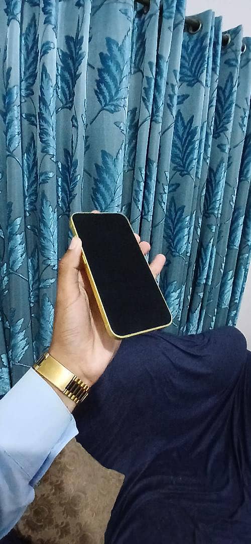 Apple iPhone 14 2
