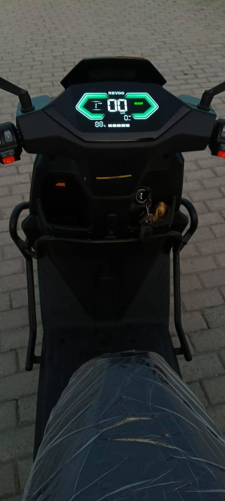 revoo 5