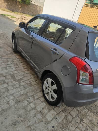 Suzuki Swift 2015